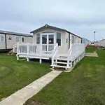 Oak Green- Award Winning Caravan! *